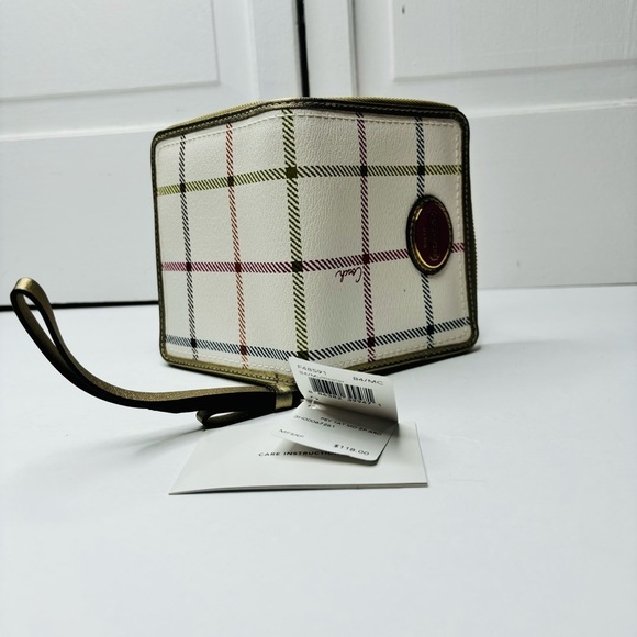 ⛔️SOLD⛔️ COACH Peyton Tattersall Multicolor Zip Around Wristlet - Picture 4 of 8